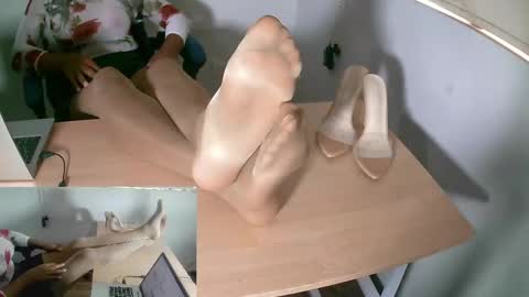 Sexy Selena 1203 online show from 30, 9, 2025