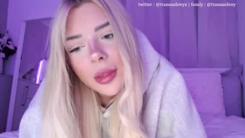 Snapshot of transaubrey chatting on 5, 10, 2025 aubrey 3 online show from 5, 10, 2025