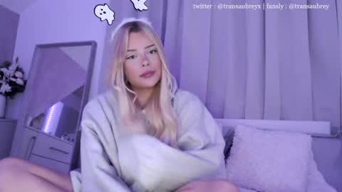 Snapshot of transaubrey chatting on 16, 10, 2025 aubrey 3 online show from 16, 10, 2025