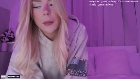 Snapshot of transaubrey chatting on 17, 11, 2025 aubrey 3 online show from 17, 11, 2025