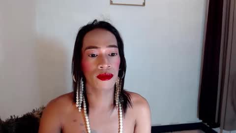 transeugene1990 online show from 22, 4, 2026