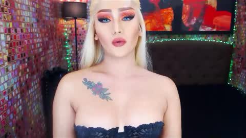 KYLIE BELLA  TS online show from 18, 2, 2025