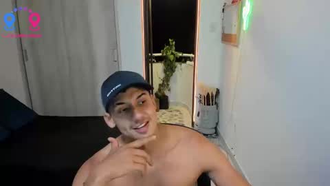 travis bakerr online show from 23, 9, 2025