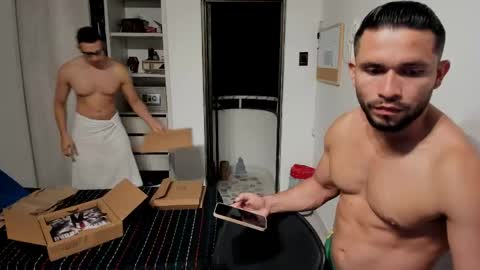 travis bakerr online show from 1, 6, 2026