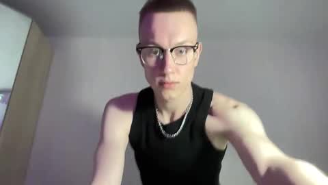 Travis online show from 7, 4, 2026