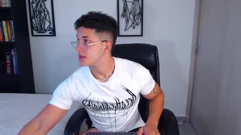 Snapshot of travis_joplinn chatting on 15, 1, 2026 travis joplin online show from 15, 1, 2026