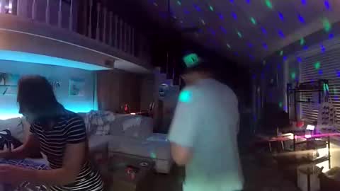 UCuM4usPLEASE online show from 7, 3, 2026