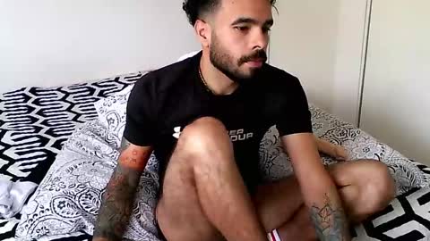 Hunter man online show from 12, 2, 2025