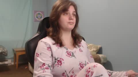 TreeJeanne online show from 5, 2, 2025