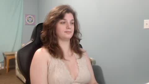 TreeJeanne online show from 19, 2, 2025