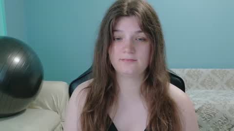 Snapshot of treejeanne chatting on 9, 6, 2026 TreeJeanne online show from 9, 6, 2026