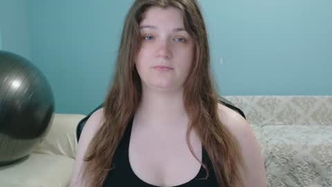 Snapshot of treejeanne chatting on 10, 6, 2026 TreeJeanne online show from 10, 6, 2026