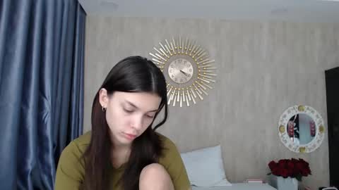 Sarah And Jon online show from 30, 12, 2024