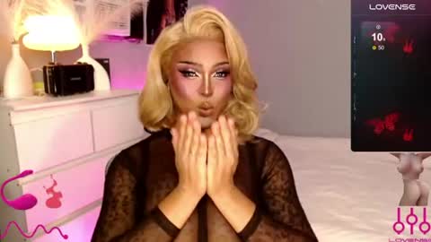 Jade online show from 6, 8, 2026