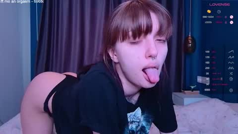 Karolina online show from 25, 5, 2026