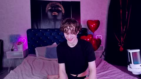 Snapshot of trevorbenson chatting on 2, 2, 2025 TrevorBenson online show from 2, 2, 2025