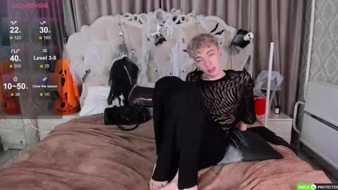 Snapshot of trevorbenson chatting on 24, 10, 2025 TrevorBenson online show from 24, 10, 2025