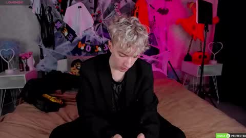 Snapshot of trevorbenson chatting on 31, 10, 2025 TrevorBenson online show from 31, 10, 2025