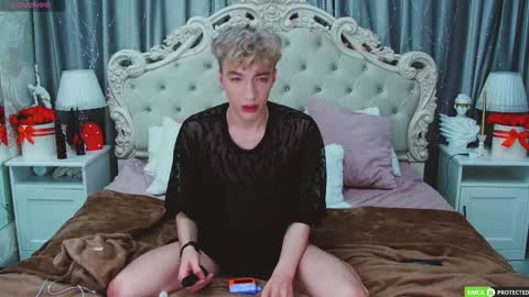 Snapshot of trevorbenson chatting on 9, 11, 2025 TrevorBenson online show from 9, 11, 2025