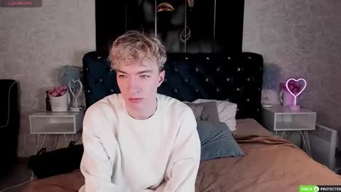 Snapshot of trevorbenson chatting on 25, 11, 2025 TrevorBenson online show from 25, 11, 2025