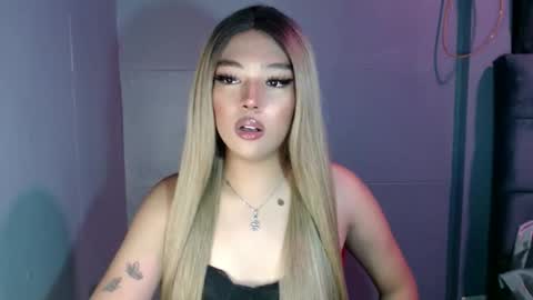 trexie_fucks15 online show from 29, 9, 2025