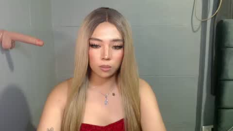 trexie_fucks15 online show from 2, 10, 2025