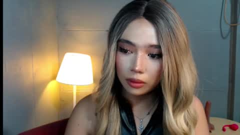 trexie_fucks15 online show from 12, 11, 2025