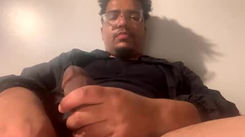 trey0977 online show from 1, 3, 2025