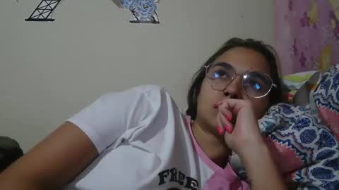 triana_bell online show from 19, 4, 2026