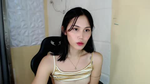 tricia_slut online show from 20, 7, 2026