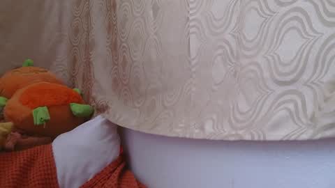 Cassie online show from 19, 11, 2025