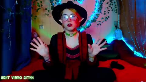 trickykitsune online show from 16, 2, 2025