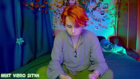 trickykitsune online show from 27, 11, 2025