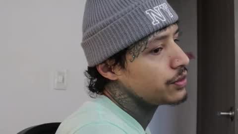 - trieone online show from 2, 12, 2025