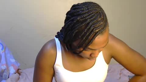 trina_z online show from 25, 7, 2026