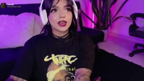 Val martinez  online show from 21, 4, 2026