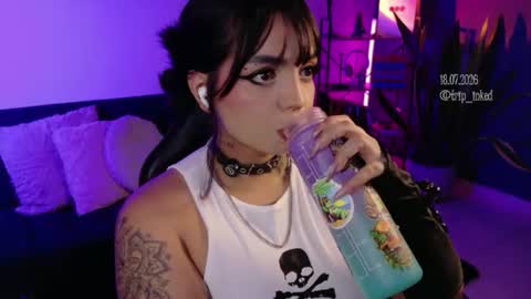 Val martinez  online show from 20, 7, 2026