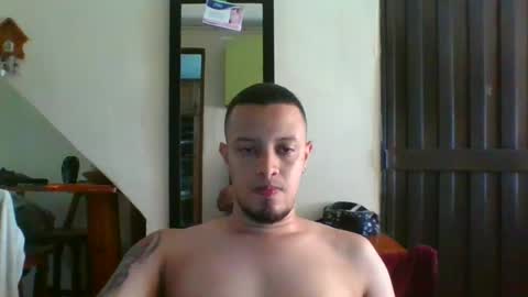 tripode2017 online show from 14, 1, 2025