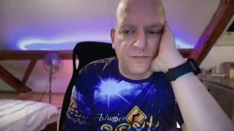 Triton online show from 5, 5, 2026