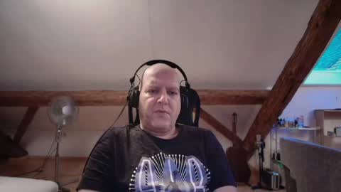 Triton online show from 7, 5, 2026
