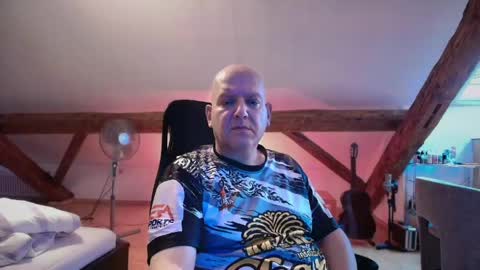 Triton online show from 9, 5, 2026