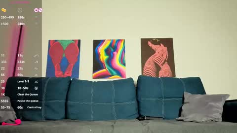 trixibell online show from 24, 4, 2026