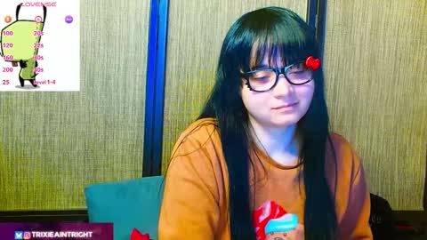 Snapshot of trixiedoescamcam chatting on 20, 11, 2025 trixiedoescamcam online show from 20, 11, 2025