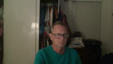 Snapshot of troffer1020 chatting on 4, 2, 2025 Troffer online show from 4, 2, 2025