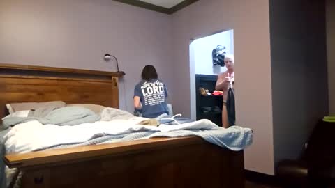 trojanswingers online show from 14, 12, 2025