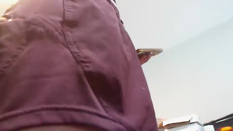 trojanswingers online show from 29, 4, 2026