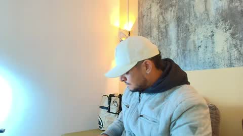 Troy online show from 1, 4, 2026