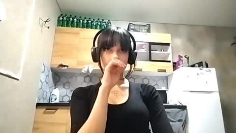 Snapshot of trudymersereau chatting on 19, 1, 2026 Poly online show from 19, 1, 2026