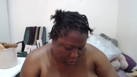 Snapshot of truebella30 chatting on 1, 1, 2025 TrueBella30 online show from 1, 1, 2025