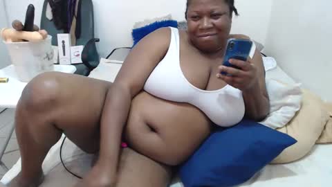 Snapshot of truebella30 chatting on 17, 1, 2025 TrueBella30 online show from 17, 1, 2025